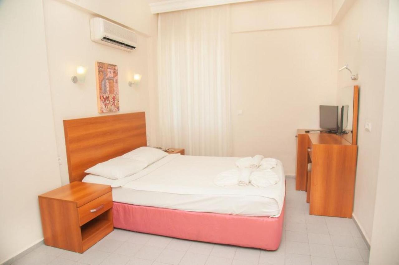 קונאקלי Solis Beach Hotel מראה חיצוני תמונה
